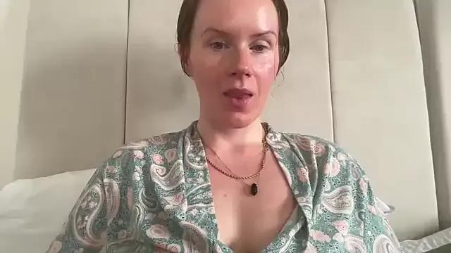 Girls free live sex cams: Check out the satisfaction of typing and cam2cam with our sensual livestreamers, who will teach you all about temptation and desires with their smoking hot physiques.