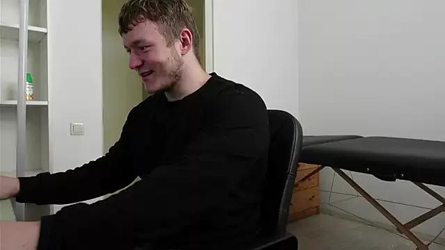 Richard_Dullas from StripChat is Freechat
