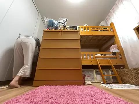 Girls free live sex cams: Check out the satisfaction of typing and cam2cam with our sensual livestreamers, who will teach you all about temptation and desires with their smoking hot physiques.