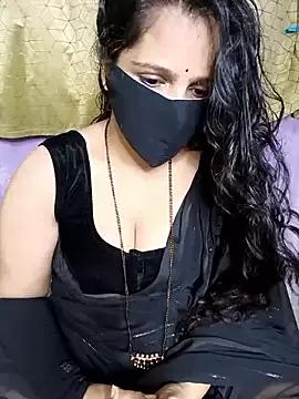 Rising_Smiler from StripChat is Freechat