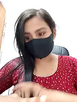 Check out our freechat fingering entertainers from our Custom and Multi clubs and checkout exclusive access to highly customizable content, such as curves, hair, tits, slit type and many more.