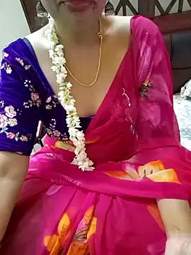 Girls free live sex cams: Check out the satisfaction of typing and cam2cam with our sensual livestreamers, who will teach you all about temptation and desires with their smoking hot physiques.