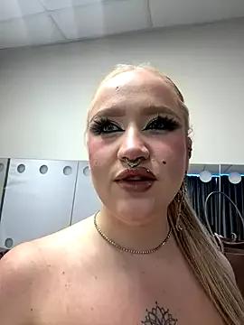 RollDolls from StripChat is Freechat