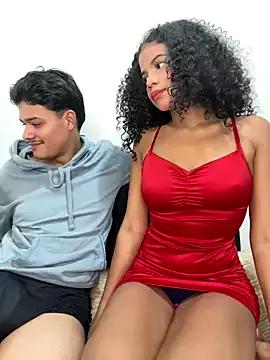 Rose-andres from StripChat is Freechat