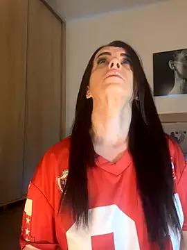 Roxanne_Skye from StripChat is Freechat