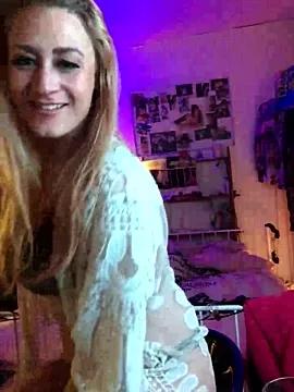 RoXy_LiNa webcams show profile image 