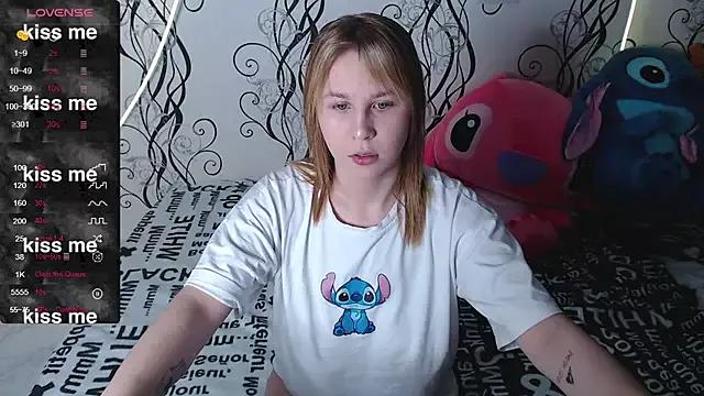 RoyAngela from StripChat is Freechat