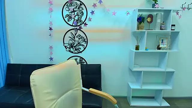 RubyHolmess from StripChat is Freechat