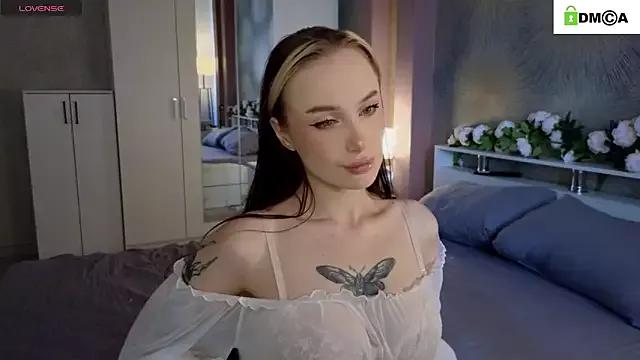 RubyMiracles from StripChat is Freechat