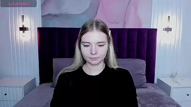 RuthBryant from StripChat is Freechat