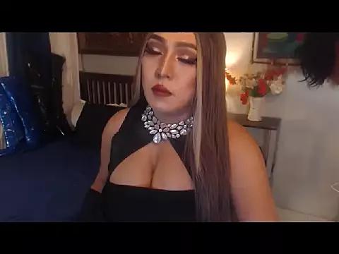 SamanthaAlmazora from StripChat is Freechat