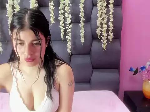 SamarhaMiller_ from StripChat is Freechat