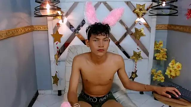 Sammy_Millers from StripChat is Freechat