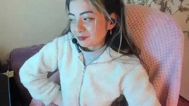 Sammysammy_ from StripChat is Freechat