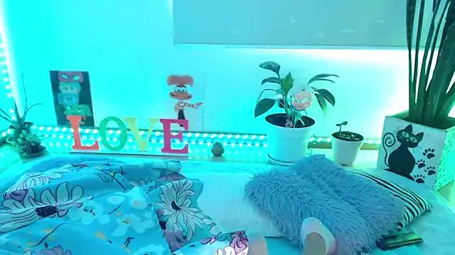 samy_love35 from StripChat is Freechat
