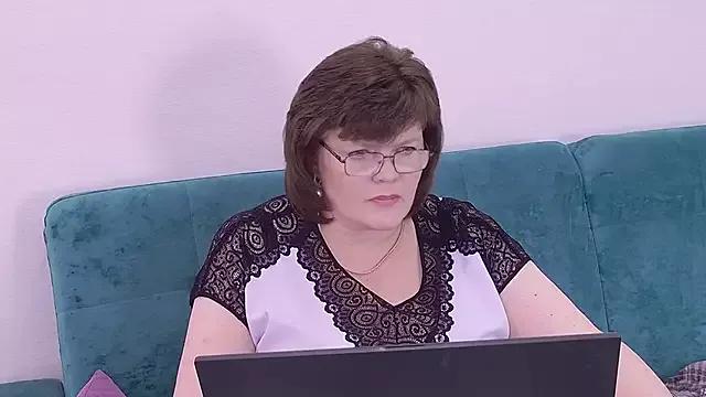Sandra_Sunrise from StripChat is Freechat