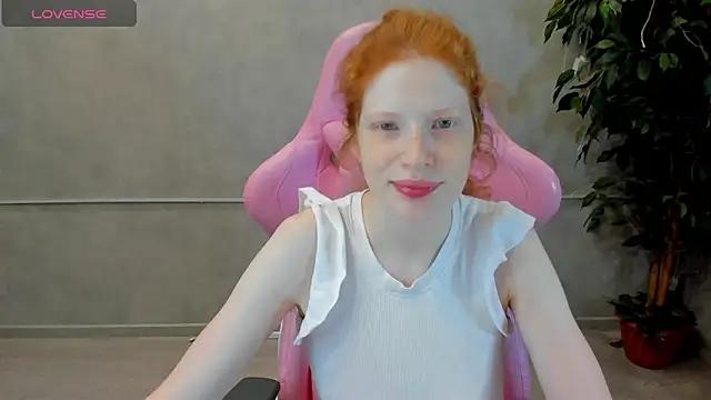 Girls free live sex cams: Check out the satisfaction of typing and cam2cam with our sensual livestreamers, who will teach you all about temptation and desires with their smoking hot physiques.