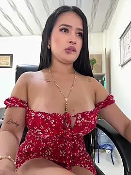 Girls free live sex cams: Check out the satisfaction of typing and cam2cam with our sensual livestreamers, who will teach you all about temptation and desires with their smoking hot physiques.