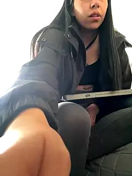 Saraa_Desiree from StripChat is Freechat