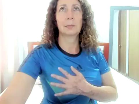 sarita_mature from StripChat is Freechat