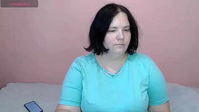 Sasha_rayy from StripChat is Freechat