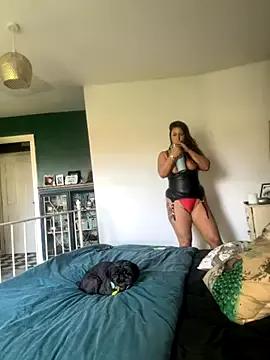 SashaThicc from StripChat is Freechat