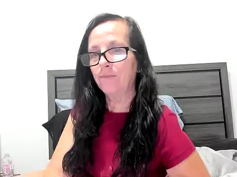 sassypeachgoddess from StripChat is Freechat