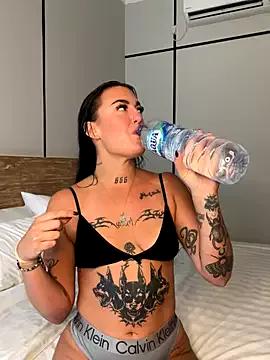 Photos of savana_heart from StripChat is Freechat