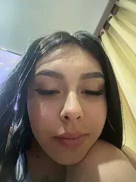 Scarlet_pinkk from StripChat is Freechat