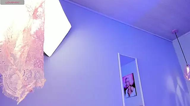 ScarletGV from StripChat is Freechat