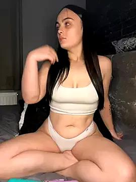 Girls free live sex cams: Check out the satisfaction of typing and cam2cam with our sensual livestreamers, who will teach you all about temptation and desires with their smoking hot physiques.