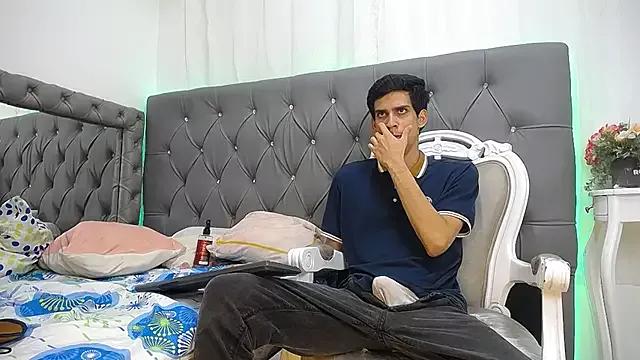 Sebalexis7 from StripChat is Freechat