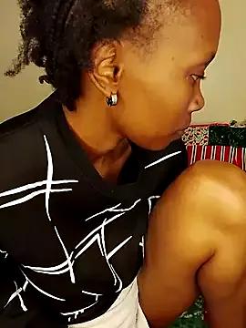 SeffieLucy from StripChat