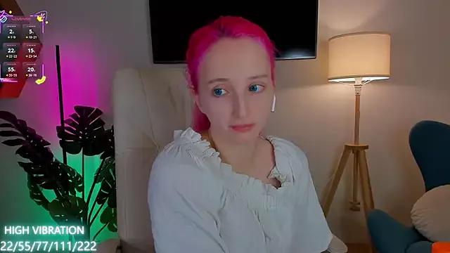 Selena_Lily from StripChat is Freechat