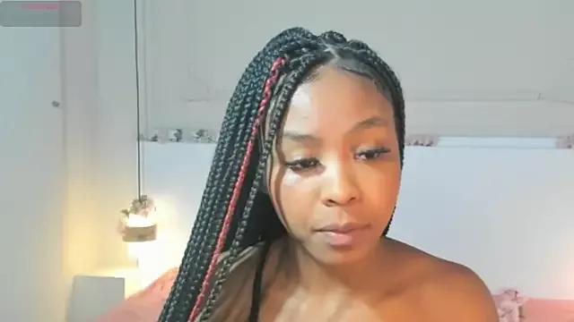 SelenaFox4 from StripChat is Freechat