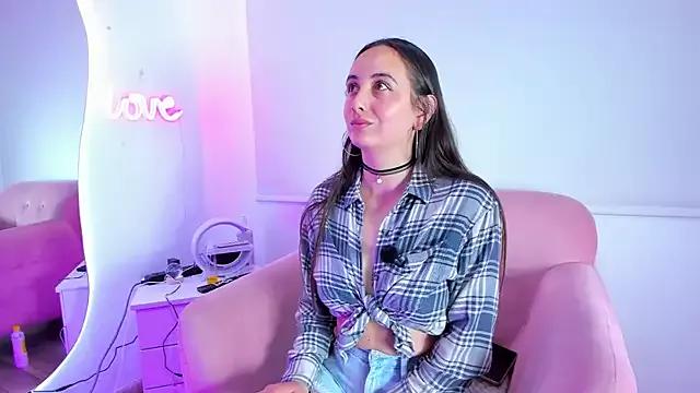 selene_swee from StripChat is Freechat