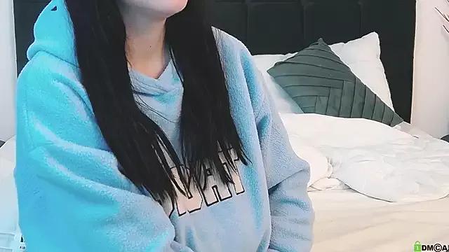 Girls free live sex cams: Check out the satisfaction of typing and cam2cam with our sensual livestreamers, who will teach you all about temptation and desires with their smoking hot physiques.