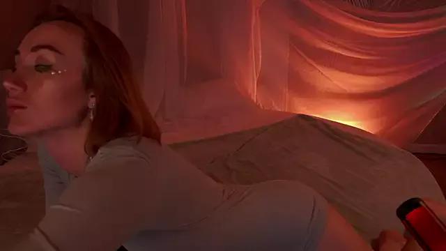 Serena_Waldarf from StripChat is Freechat