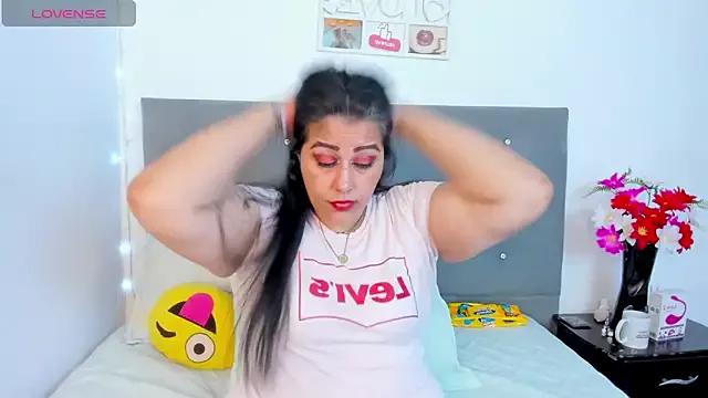 SexxyPamela from StripChat is Freechat