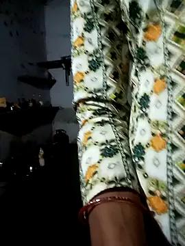 SEXY-MAHI4 from StripChat is Freechat