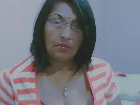 sexy69hotmum from StripChat is Freechat
