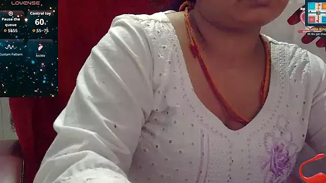 Sexy_Regina from StripChat is Freechat