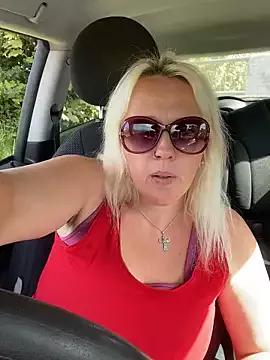 sexylady1983 from StripChat is Freechat