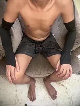 Sexyunzu_live from StripChat is Freechat