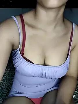 Shakira099 from StripChat is Freechat