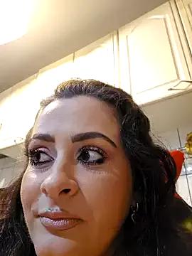 ShineBright88 from StripChat is Freechat
