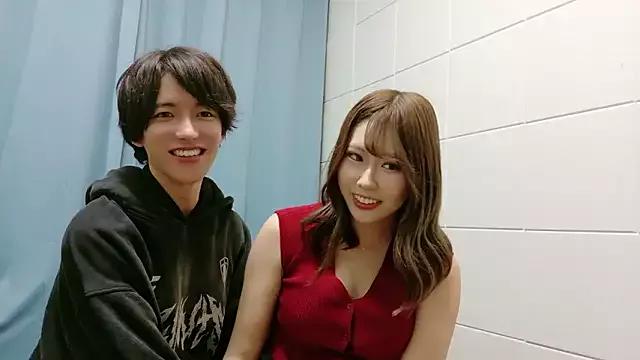 Girls free live sex cams: Check out the satisfaction of typing and cam2cam with our sensual livestreamers, who will teach you all about temptation and desires with their smoking hot physiques.