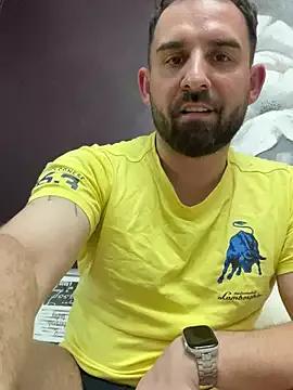 Shots_of_sperm from StripChat is Freechat