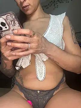 Girls free live sex cams: Check out the satisfaction of typing and cam2cam with our sensual livestreamers, who will teach you all about temptation and desires with their smoking hot physiques.