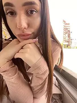 shuggybaby from StripChat is Freechat